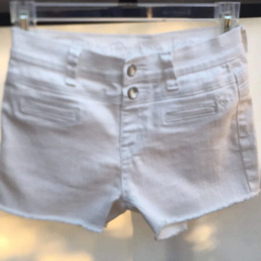 2 Marked Listings for $25 ⬇️ Girl’s Justice Snap-Fly Frayed-Hem Jean Shorts